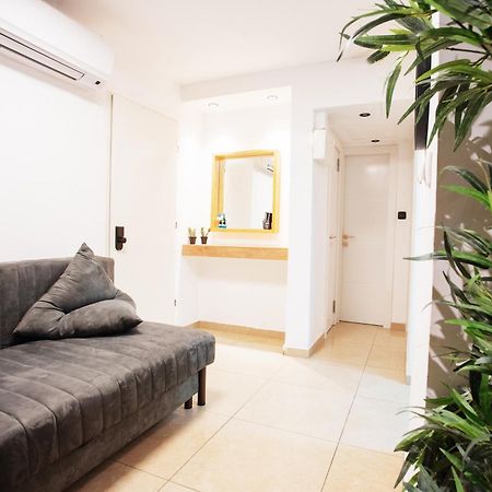 Orel'S Ground Floor Apartment Eilat Exterior photo
