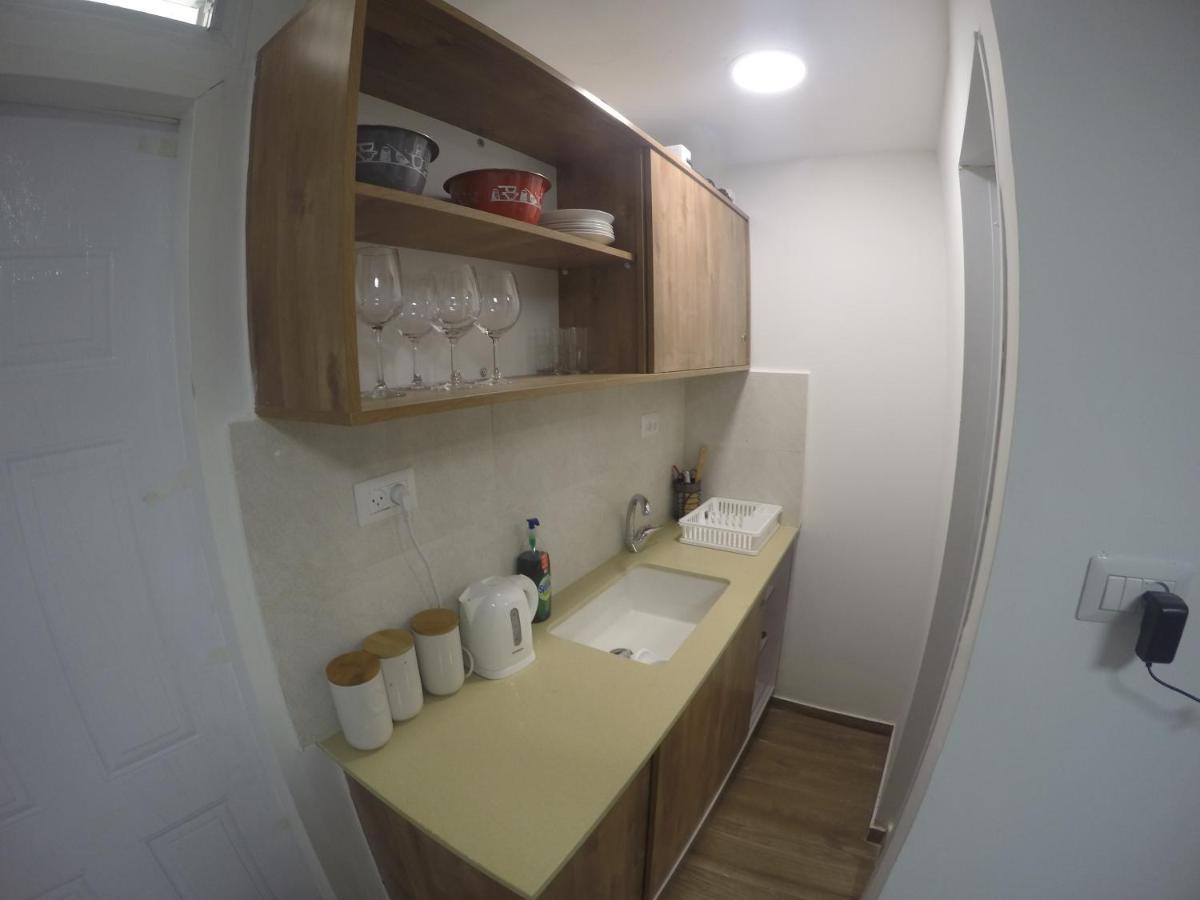 Orel'S Ground Floor Apartment Eilat Exterior photo