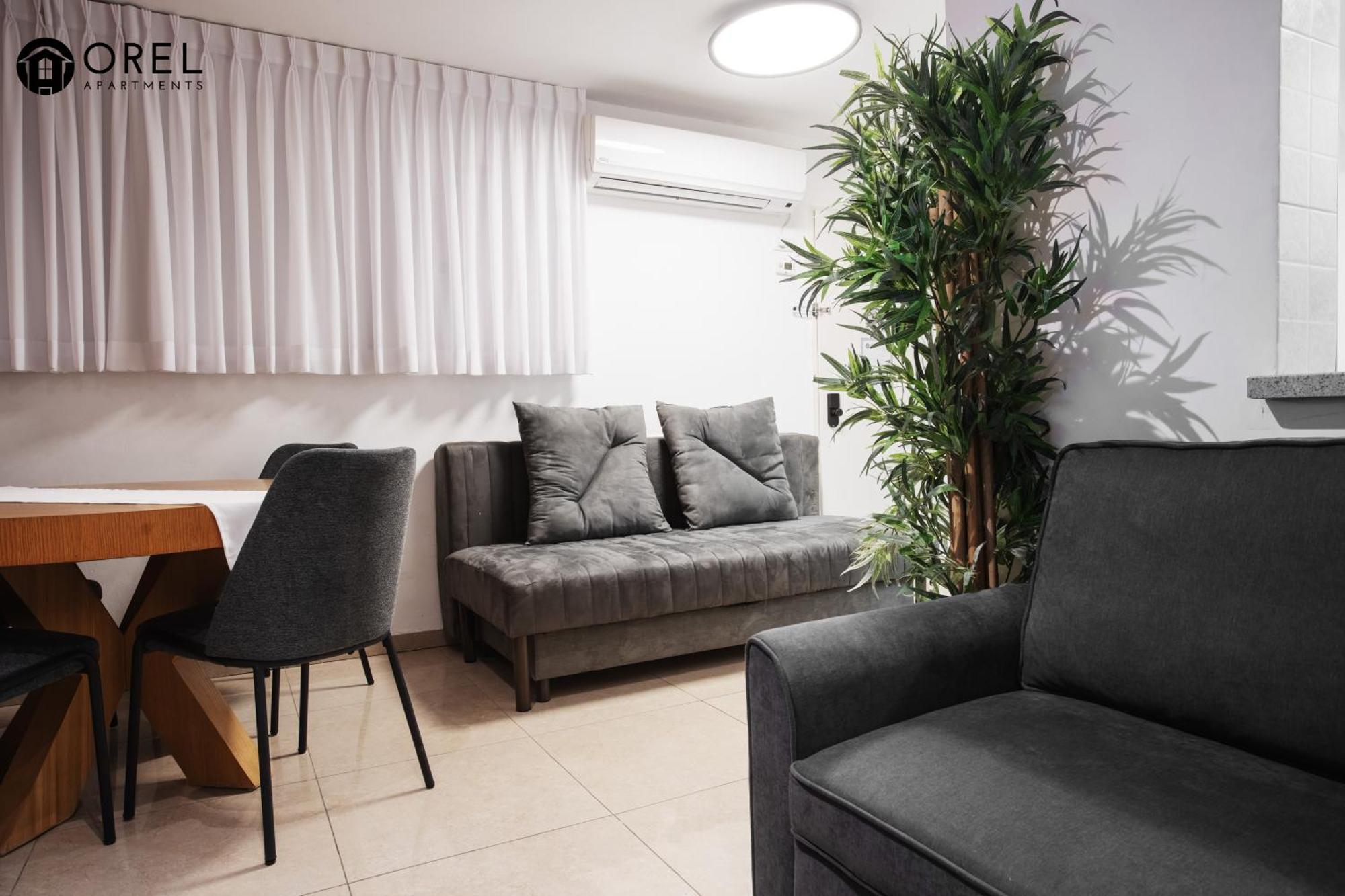 Orel'S Ground Floor Apartment Eilat Exterior photo